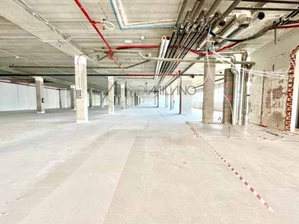 Nave industrial en alquiler – Polígono de Valladares (Vigo)