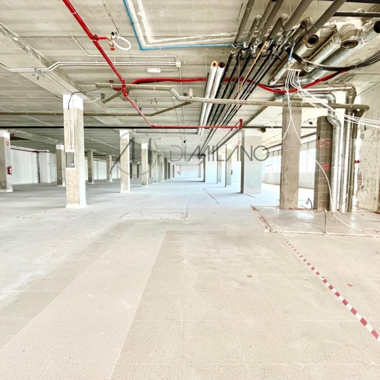 Nave industrial en alquiler – Polígono de Valladares (Vigo)