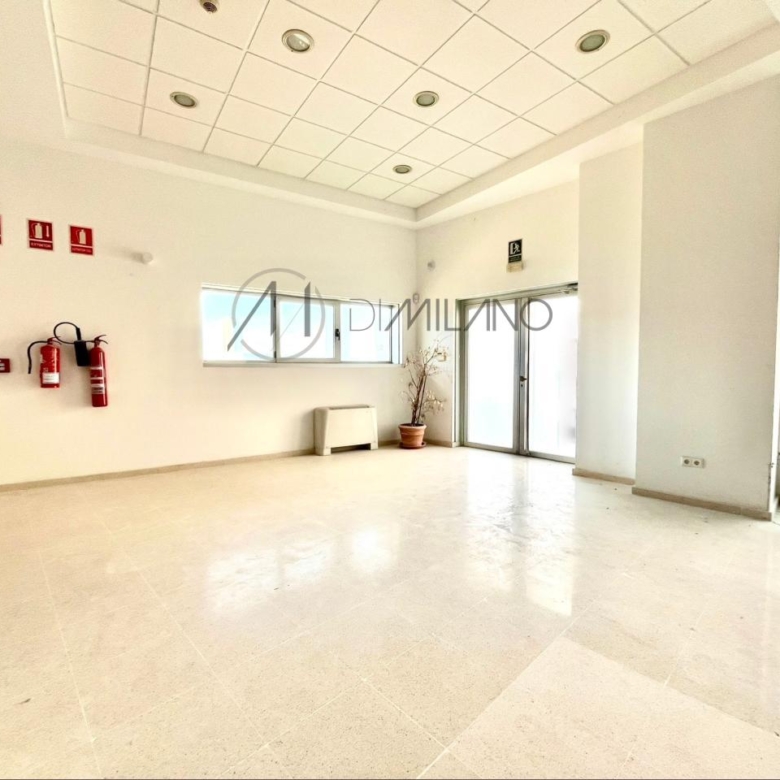 Nave industrial en alquiler – Polígono de Valladares (Vigo)