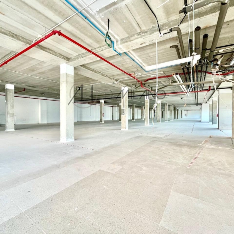 Nave industrial en alquiler – Polígono de Valladares (Vigo)