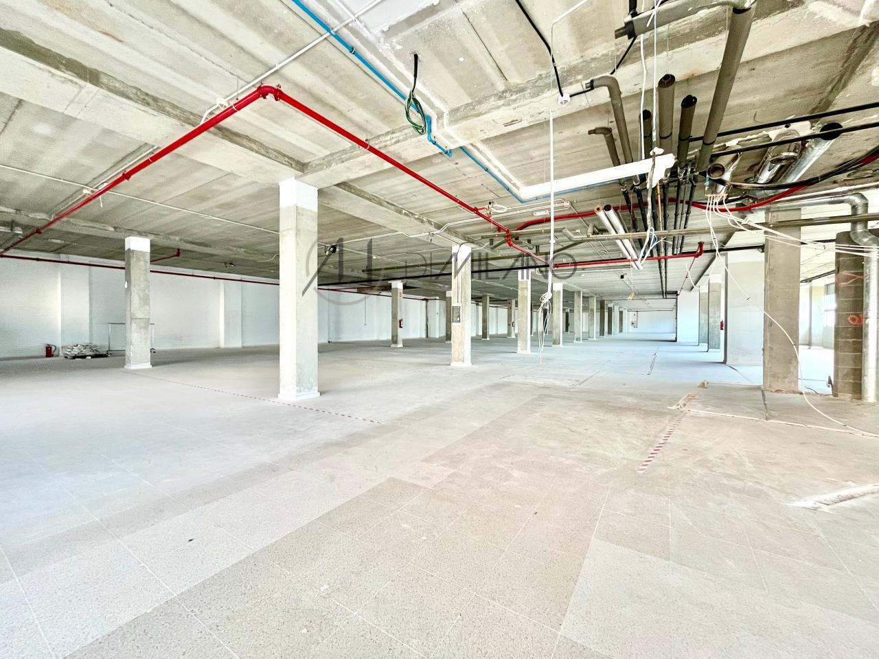 Nave industrial en alquiler – Polígono de Valladares (Vigo)