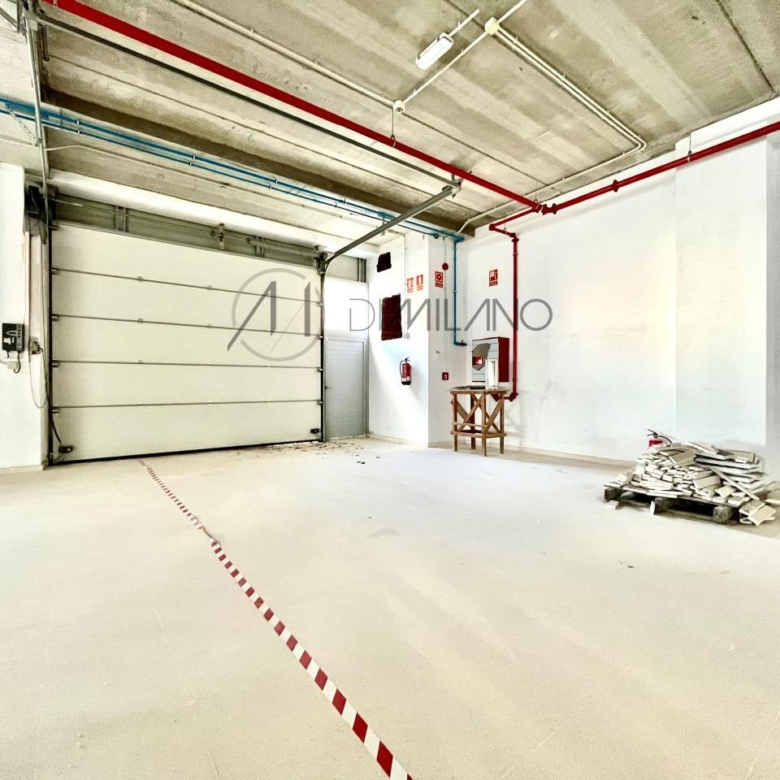 Nave industrial en alquiler – Polígono de Valladares (Vigo)