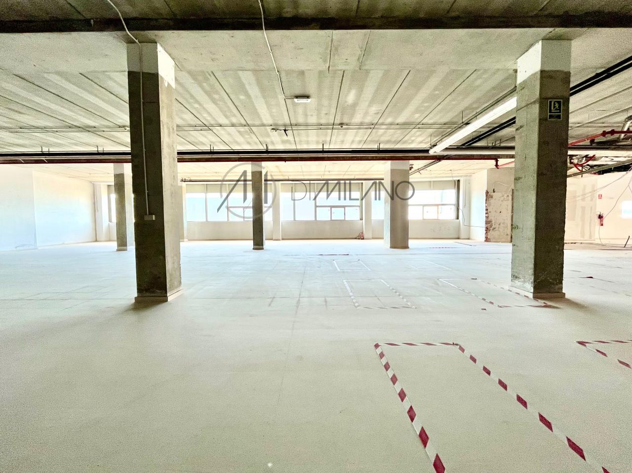 Nave industrial en alquiler – Polígono de Valladares (Vigo)