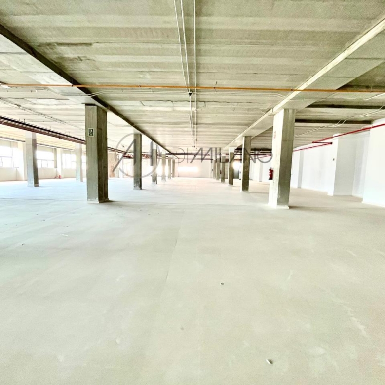 Nave industrial en alquiler – Polígono de Valladares (Vigo)