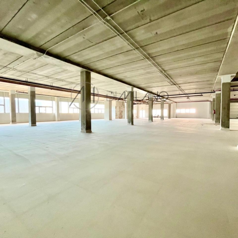 Nave industrial en alquiler – Polígono de Valladares (Vigo)