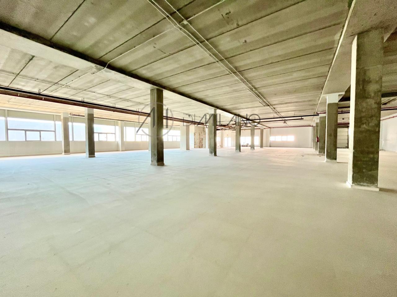 Nave industrial en alquiler – Polígono de Valladares (Vigo)