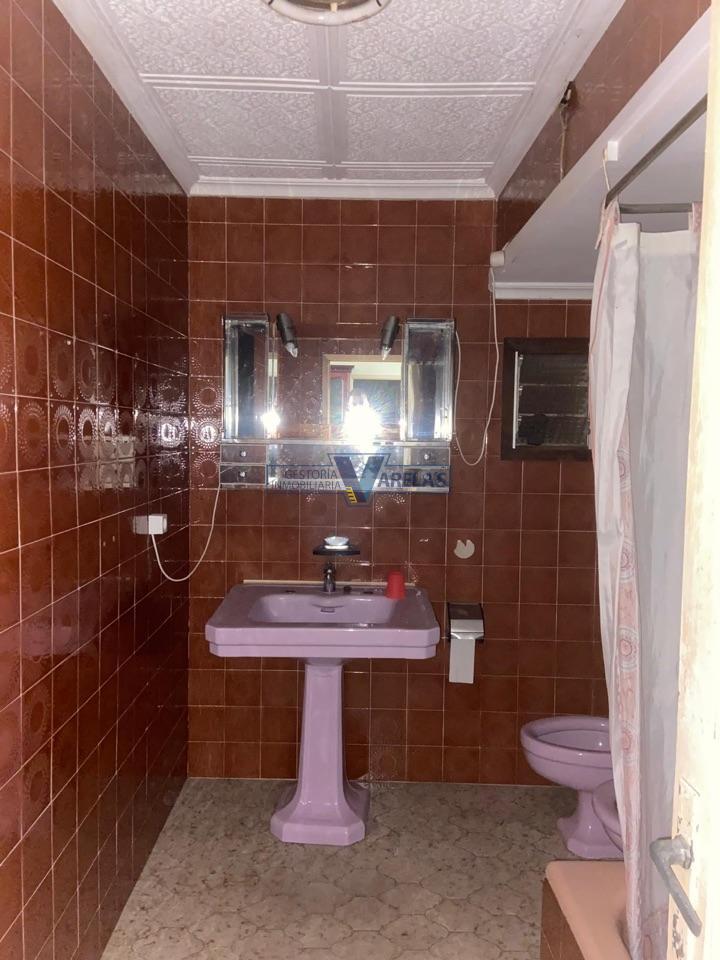 176415778018700167688_176415722560 Edificio completo en Carballiño (O)