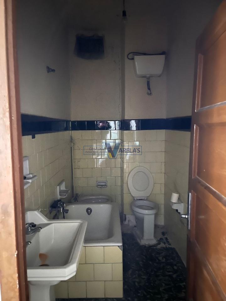 176415778335000167688_176415723630 Edificio completo en Carballiño (O)