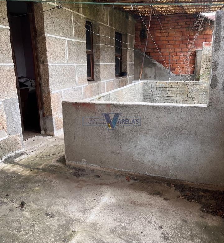 Edificio completo en Carballiño (O)