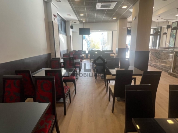 ALQUILER CAFETERÍA ZONA CAMPUS