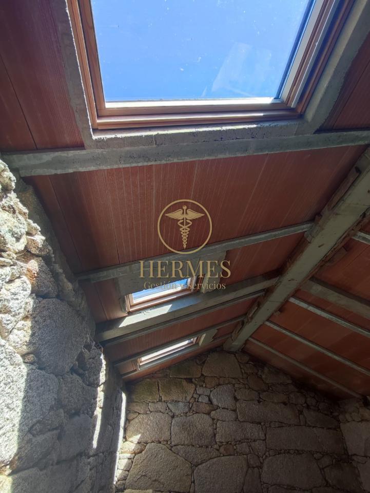 176484616204100038648_176484594690 Se vende casa rustica en obra, Porriño.