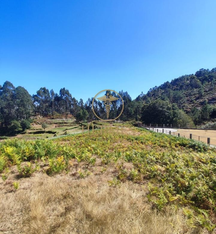 Se vende casa rustica  en obra, Porriño.