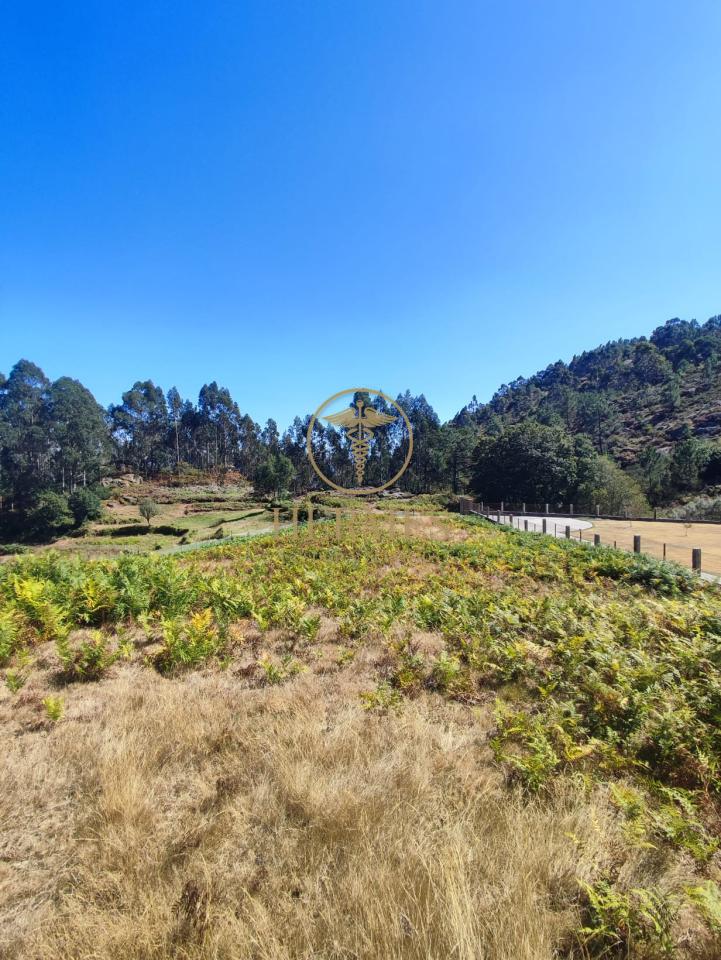 176484616839200038648_176484594586 Se vende casa rustica en obra, Porriño.