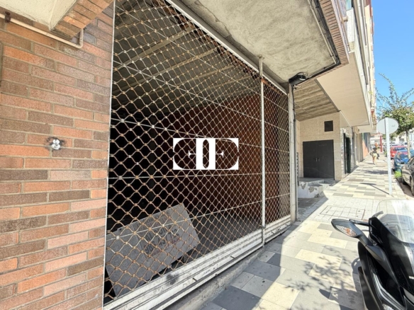 Local Comercial con Posibilidad de Cambio a Vivienda | Oportunidad en el Calvario.