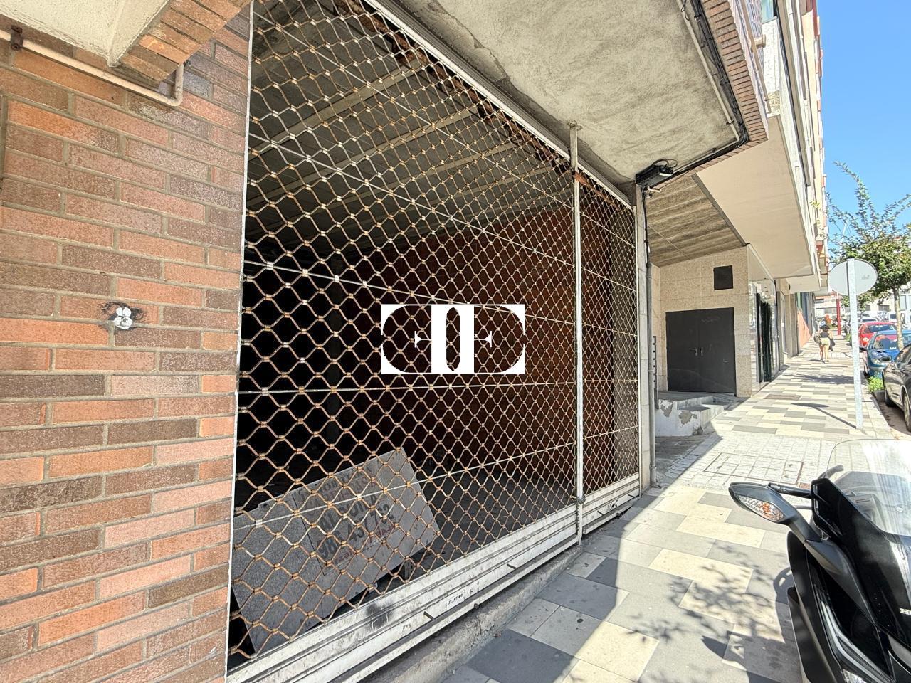 176535289619500028504_176346529585 Local Comercial con Posibilidad de Cambio a Vivienda | Oportunidad en el Calvario.