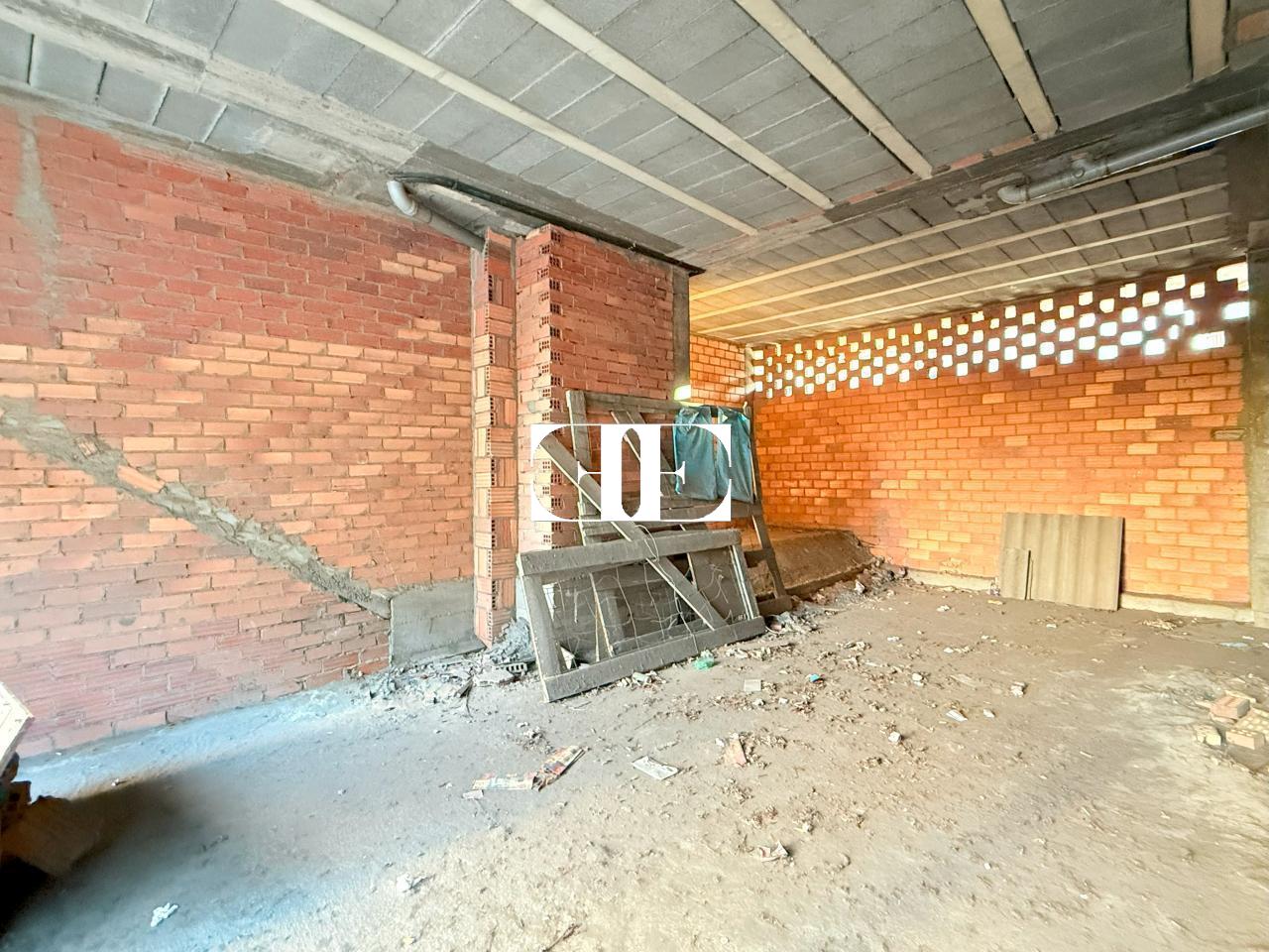 176535289779400028504_176346536649 Local Comercial con Posibilidad de Cambio a Vivienda | Oportunidad en el Calvario.