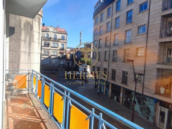 Piso reformado en el centro de Porriño!!