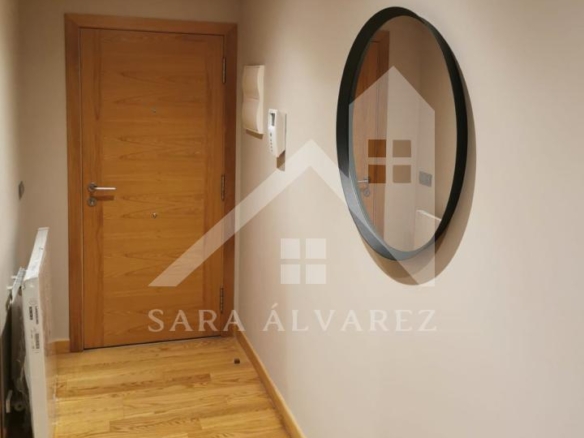 SE VENDE LUMINOSO Y MODERNO PISO DE TRES HABITACIONES ZONA CAMPOLONGO