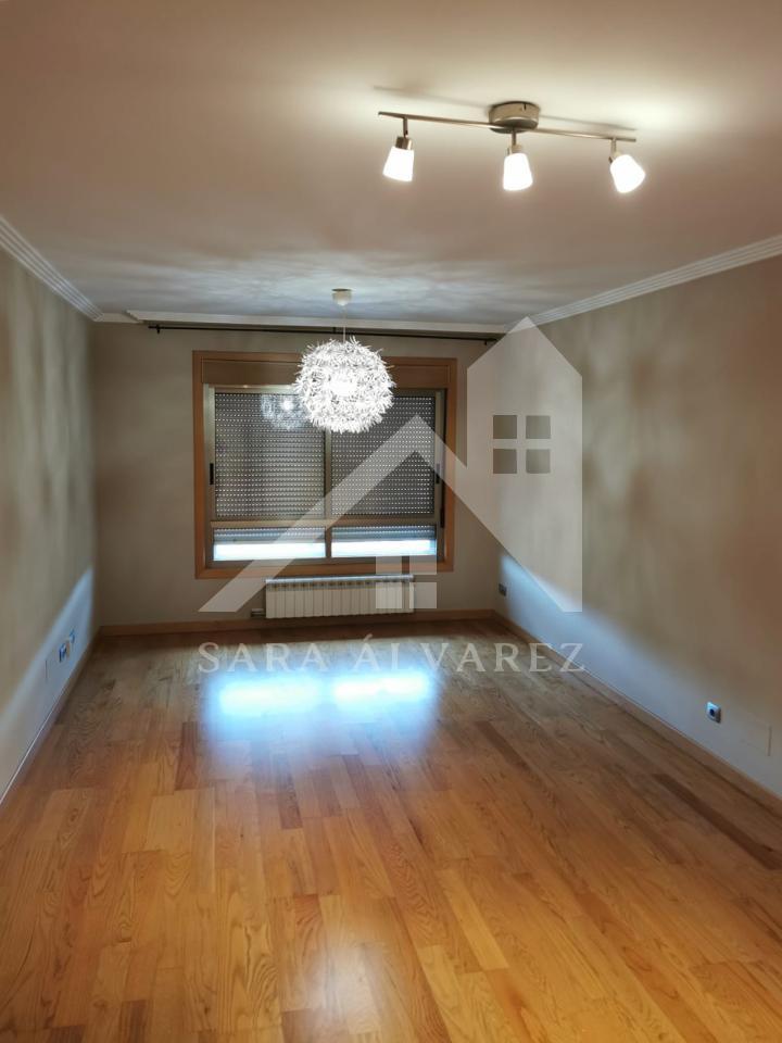176584333813100168044_176584236519 SE VENDE LUMINOSO Y MODERNO PISO DE TRES HABITACIONES ZONA CAMPOLONGO