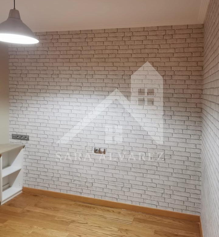 SE VENDE LUMINOSO Y MODERNO PISO DE TRES HABITACIONES ZONA CAMPOLONGO