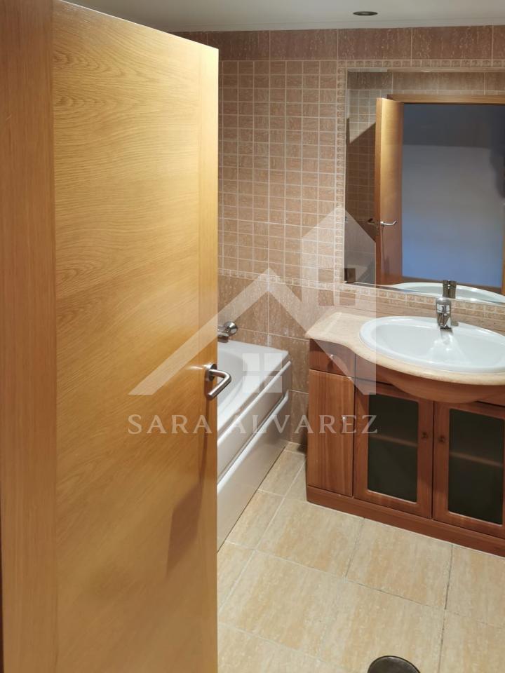 176584334117700168044_176584236295 SE VENDE LUMINOSO Y MODERNO PISO DE TRES HABITACIONES ZONA CAMPOLONGO