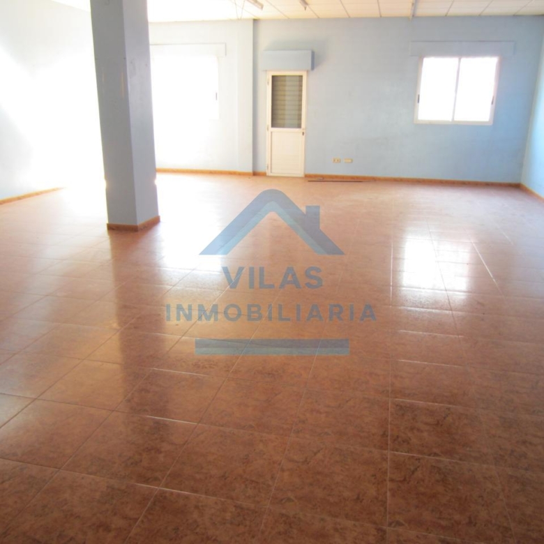 LOCAL COMERCIAL EN ROSALIA DE CASTRO – MILLADOIRO