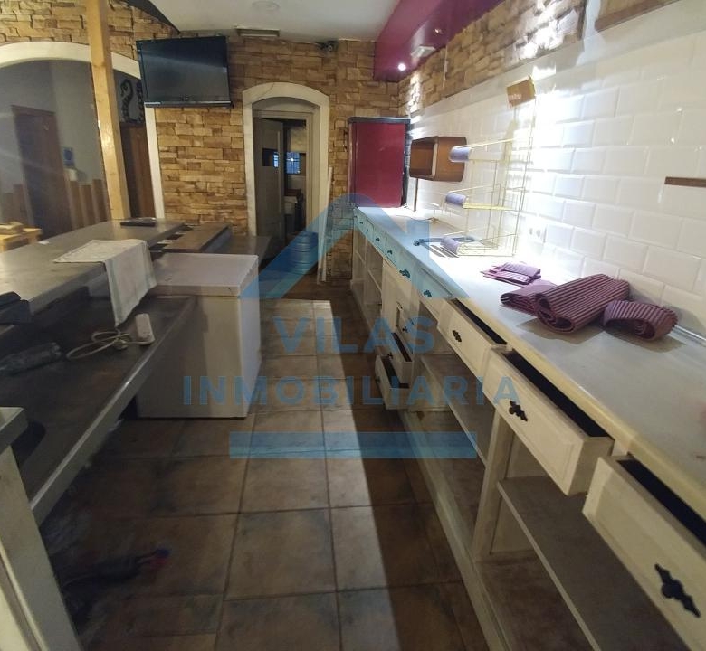 LOCAL EN ROSALIA DE CASTRO – MILLADOIRO