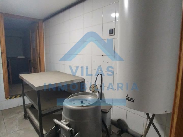 LOCAL EN ROSALIA DE CASTRO – MILLADOIRO