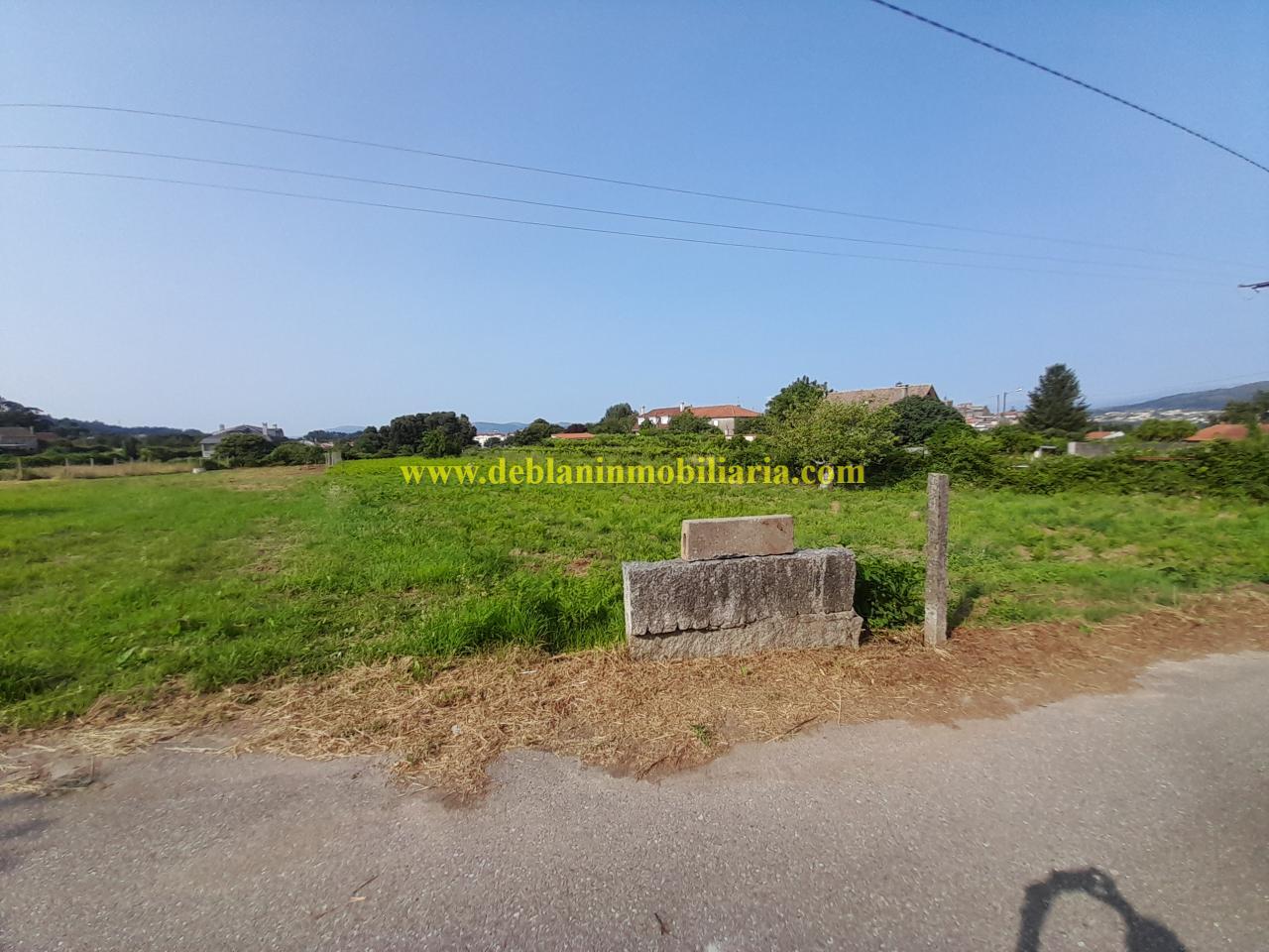 176598930954300010471_176598920689 TERRENO EDIFICABLE DE 1.700 M2, A 5 MINUTOS DEL CENTRO