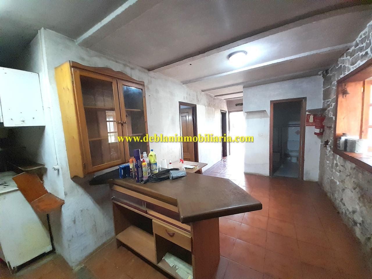 176598979025400010475_176598975700 TERRENO DE 2.200 M2 CON DOS CASAS DE PIEDRA A REHABILTAR