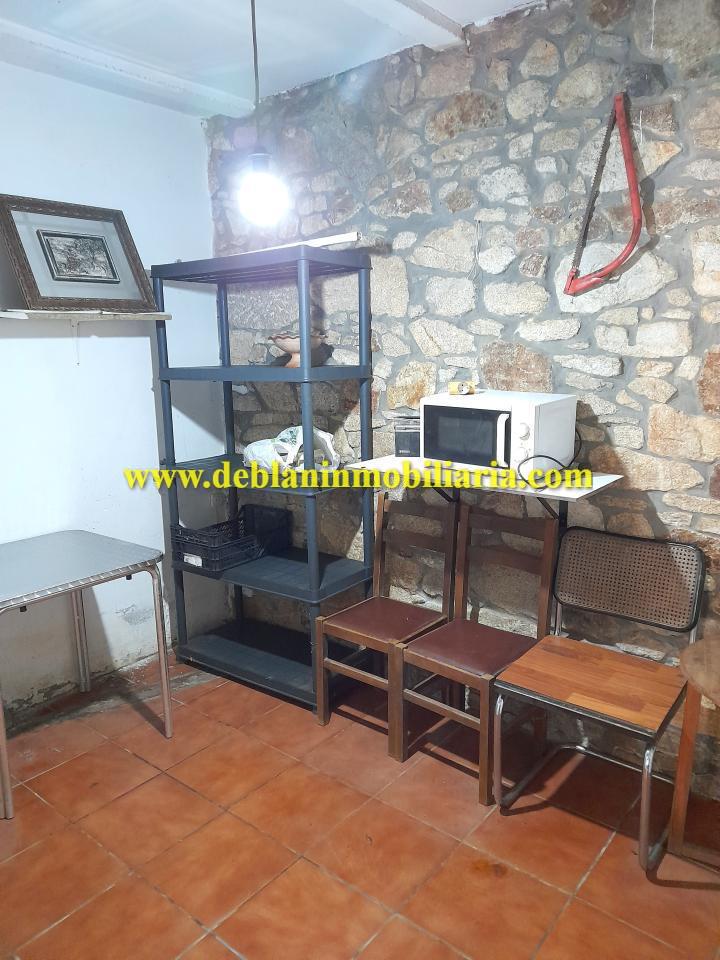 176598979083500010475_176598975706 TERRENO DE 2.200 M2 CON DOS CASAS DE PIEDRA A REHABILTAR