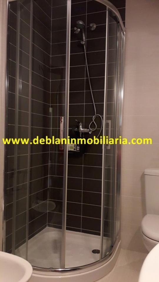 176604734061900168092_176604727811 ÁTICO AMUEBLADO, CON TERRAZA, DOS PLAZAS DE GARAJE Y TRASTERO