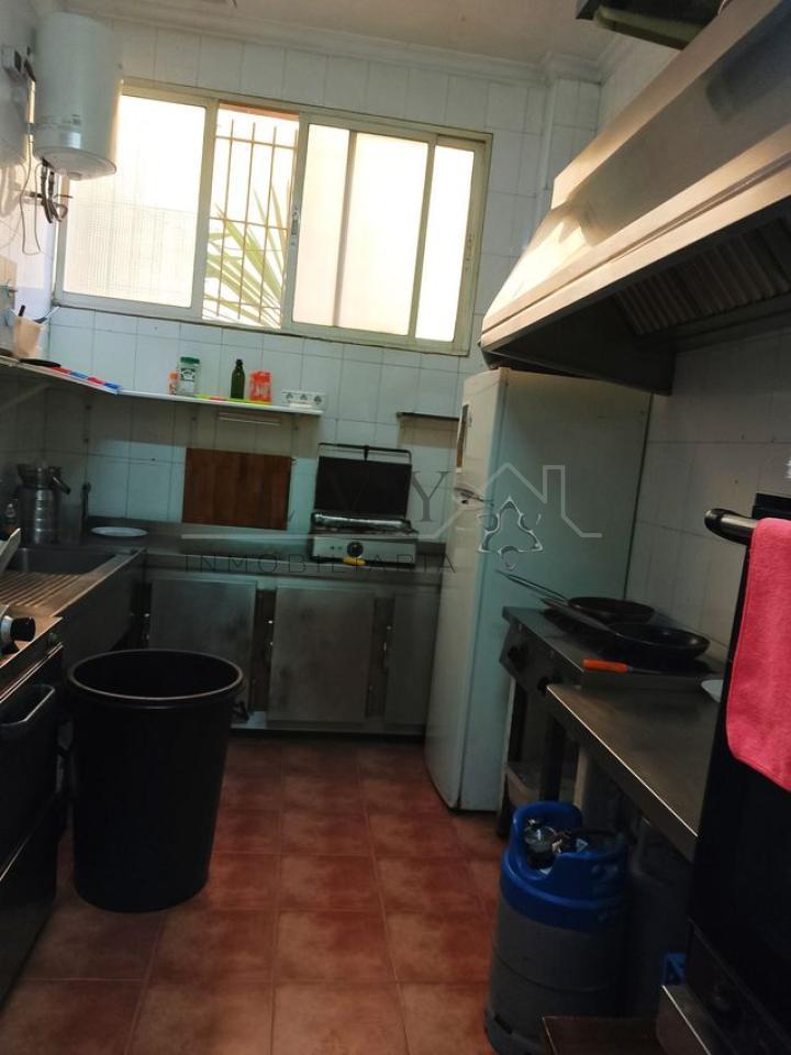 176607818140400028629_176607758603 Local cerca av de la Aurora