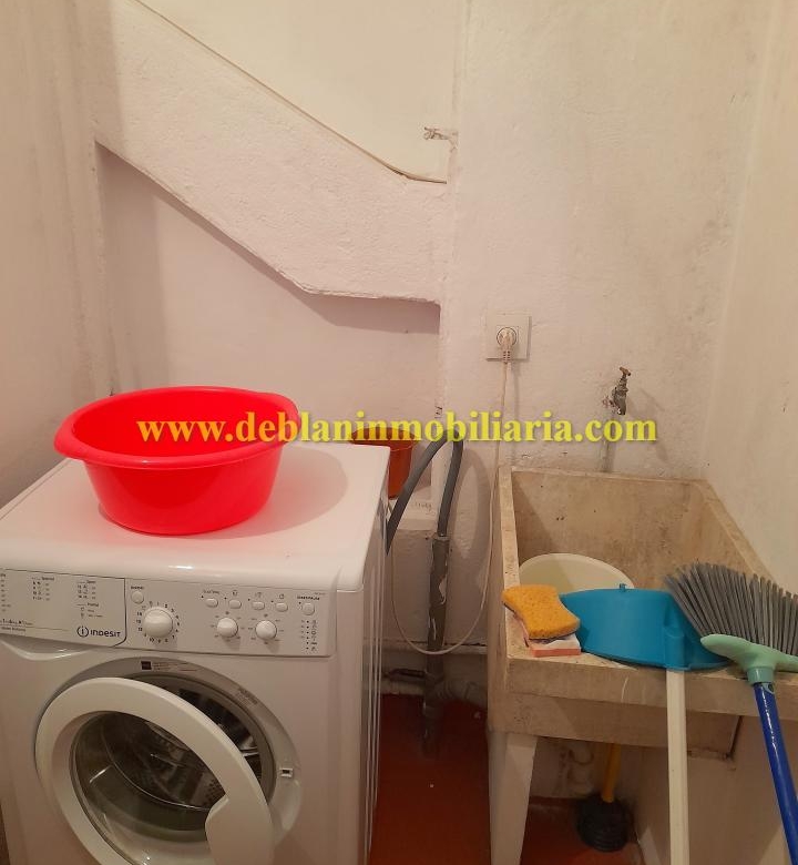 VIVIENDA AMUEBLADA DE 2 HABITACIONES, EN EL CENTRO