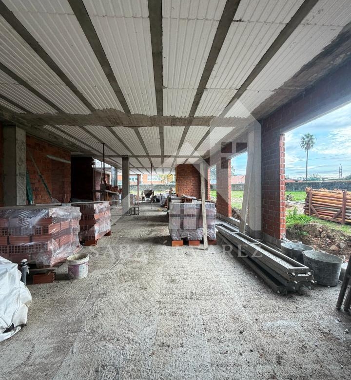SE VENDE CASA CON JARDÍN EN LA ZONA DE MOURENTE PRÓXIMO A PONTEVEDRA