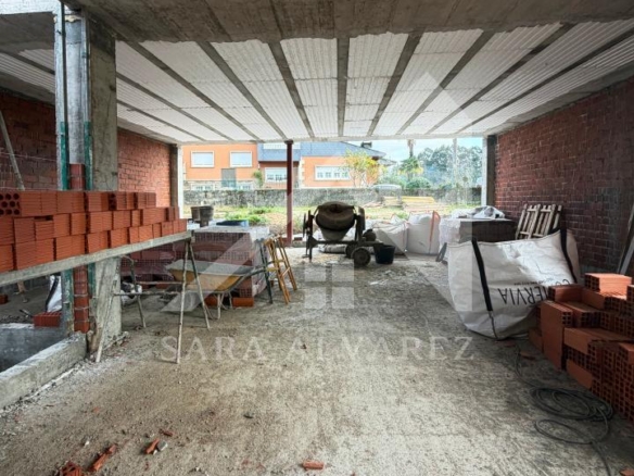 SE VENDE CASA CON JARDÍN EN LA ZONA DE MOURENTE PRÓXIMO A PONTEVEDRA