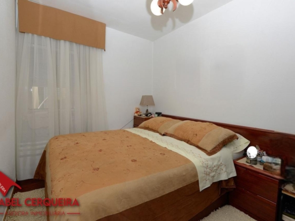 ¡VIVE, EMPRENDE O INVIERTE! CASA DE PIEDRA CON PISCINA Y AMPLIA FINCA EN TOMIÑO