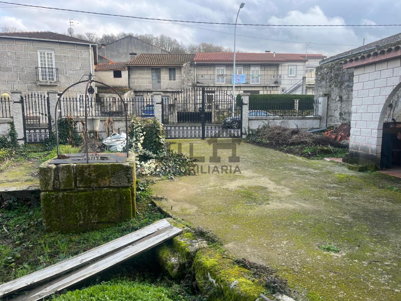 176847286646300043546_176847270894 VENTA 3 CASAS EN XINZO