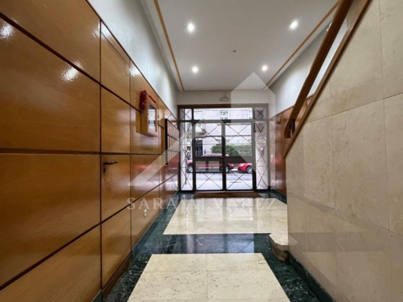 SE ALQUILA LUMINOSO APARTAMENTO DE DOS HABITACIONES CON 2 PLAZAS DE GARAJE  EN JUAN BAUSTISTA ANDRADE ZONA PASARON