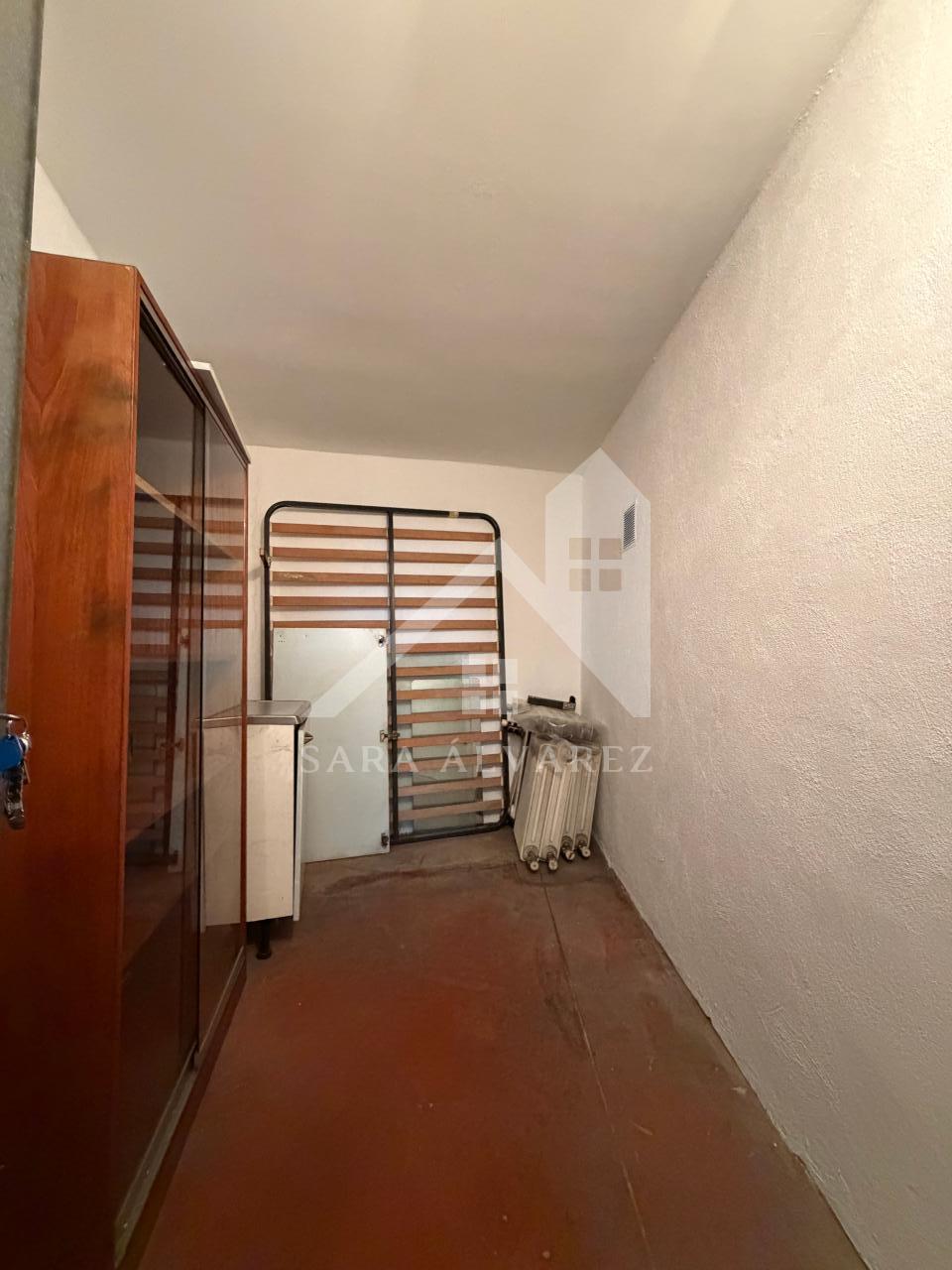 SE ALQUILA LUMINOSO APARTAMENTO DE DOS HABITACIONES CON 2 PLAZAS DE GARAJE  EN JUAN BAUSTISTA ANDRADE ZONA PASARON