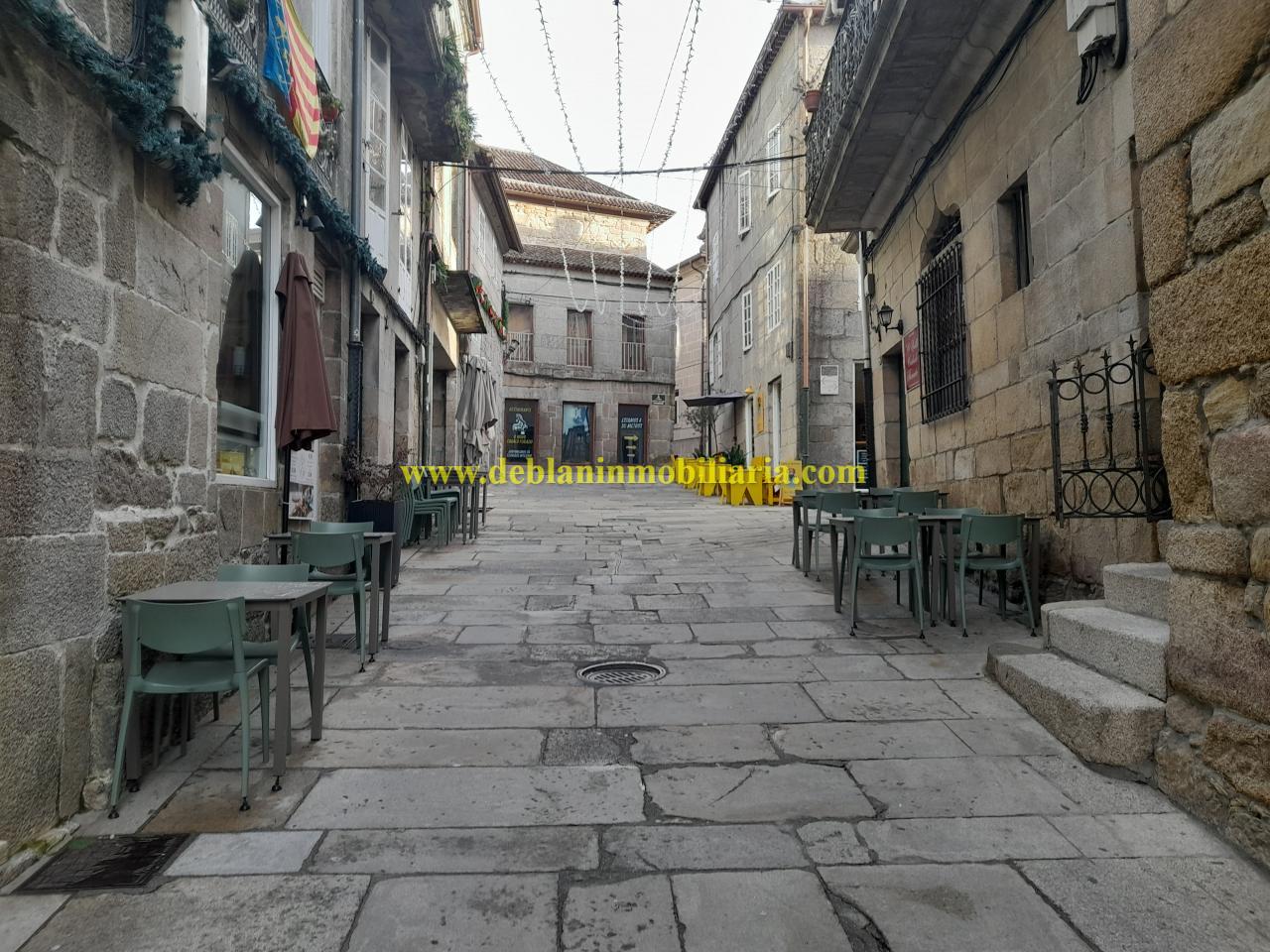 176899947310200028729_176899924296 SE ALQUILA LOCAL COMERCIAL LÓBREGO A 50m DE LA CATEDRAL EN TUI