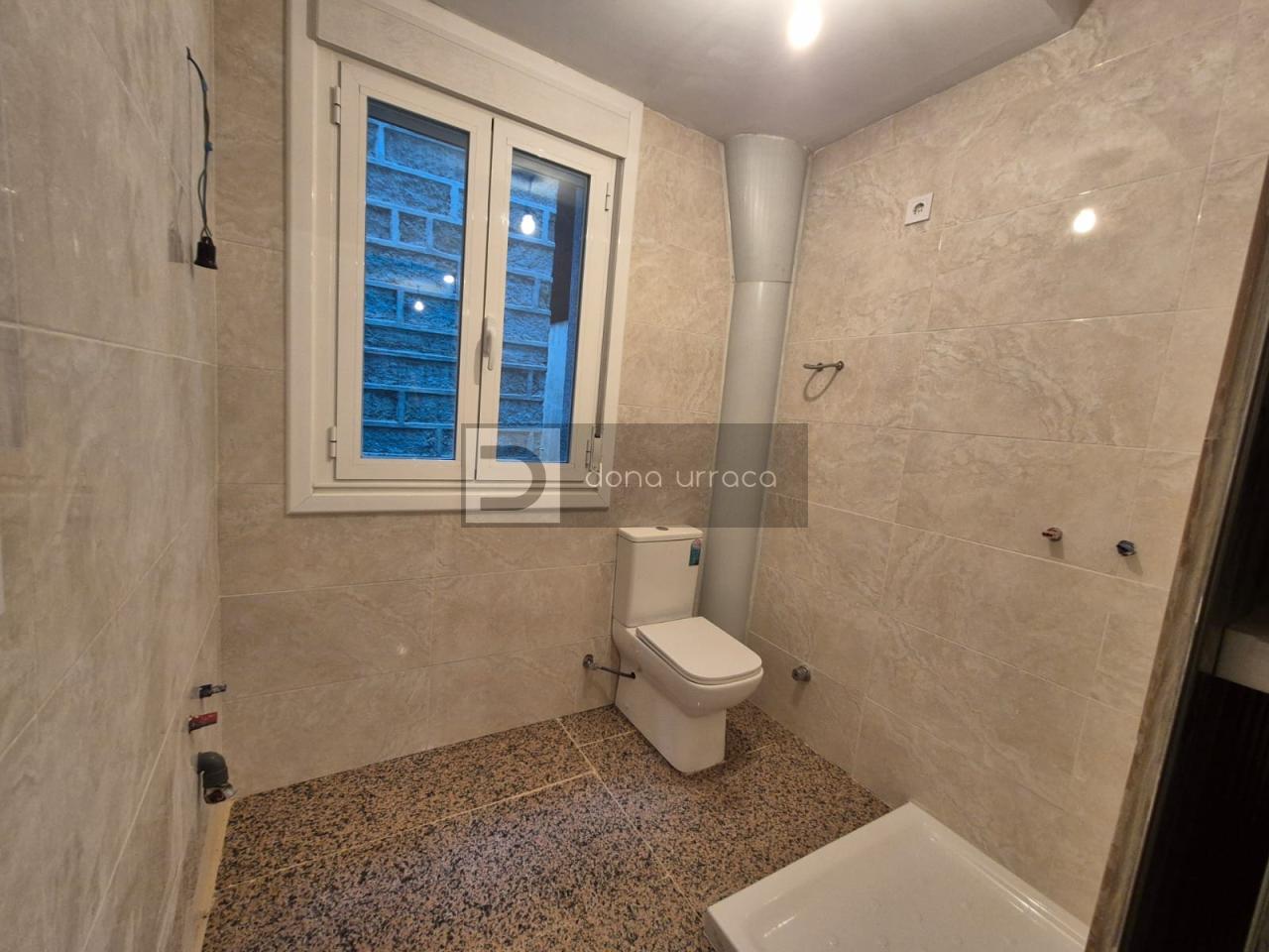 176945183824300028761_176945099220 Local Comercial en Ourense