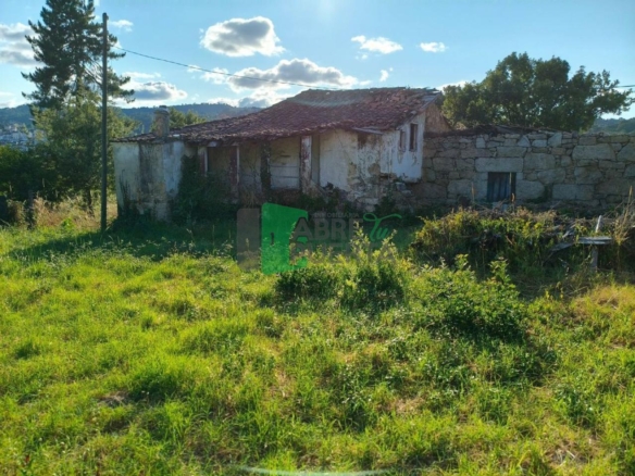 CASA PARA REFORMAR