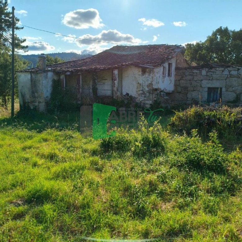 CASA PARA REFORMAR