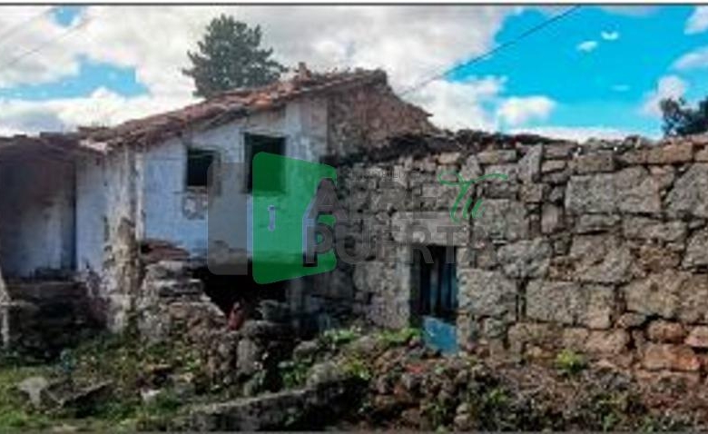 CASA PARA REFORMAR