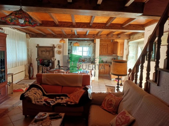 Casa en venta en PADERENE DE ALLARIZ