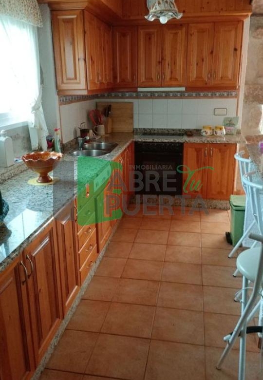 Casa en venta en PADERENE DE ALLARIZ