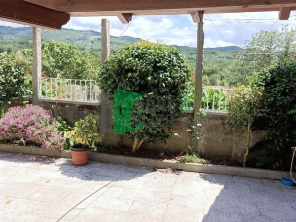 Casa en venta en PADERENE DE ALLARIZ