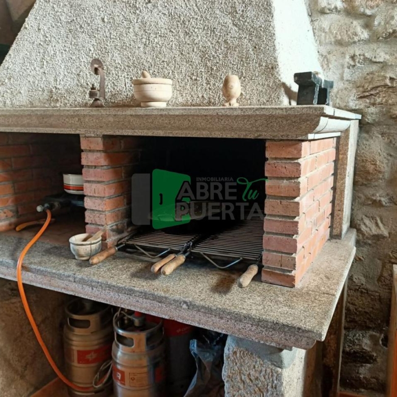 Casa en venta en PADERENE DE ALLARIZ