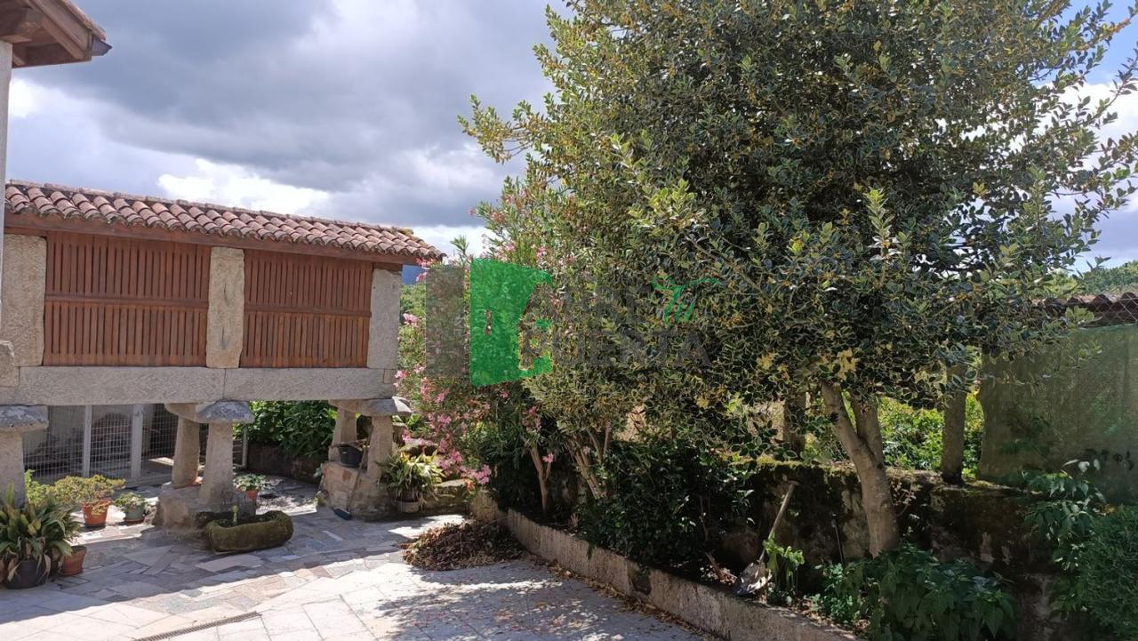 Casa en venta en PADERENE DE ALLARIZ